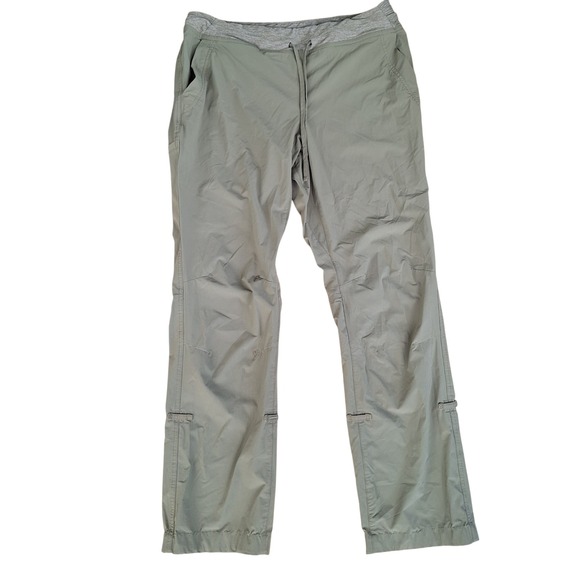 Duluth Trading Co Pants - Duluth Trading Olive Green Nylon Blend Hiking Pants Womens Size 12x33